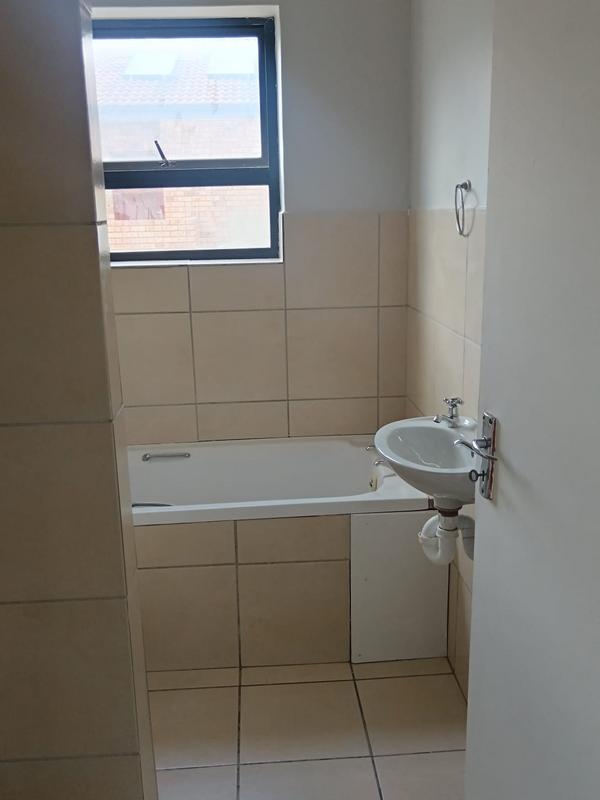 To Let 3 Bedroom Property for Rent in Bellville Western Cape